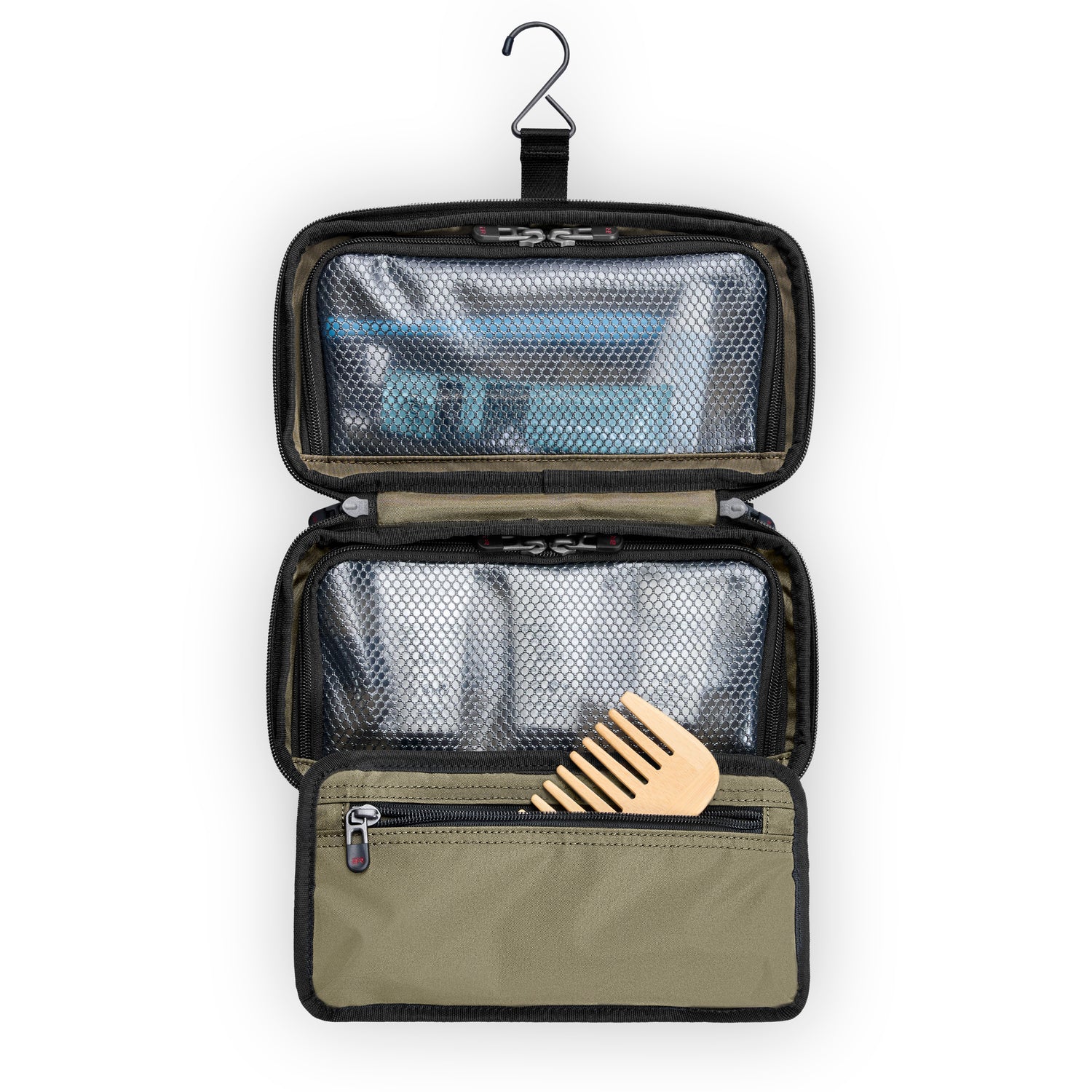 toiletry kit #colour_hunter