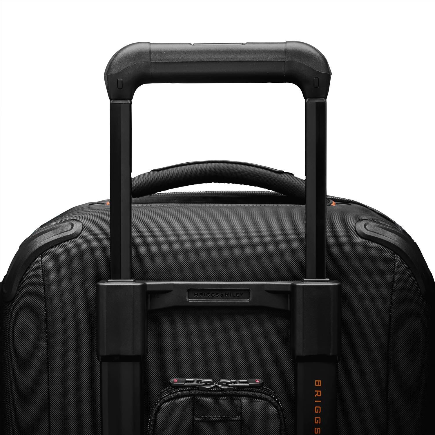 International 53cm Carry-on Expandable Spinner #colour_black