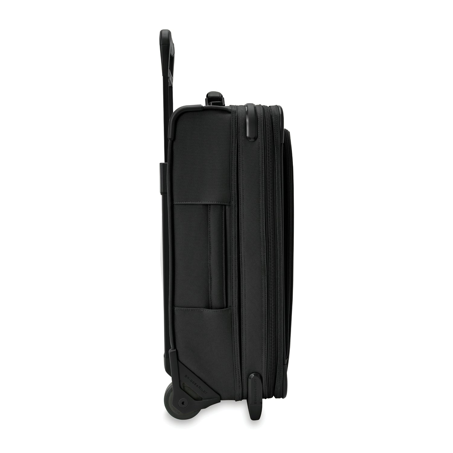 Briggs and Riley Essential 2-wheel Carry-On #colour_black