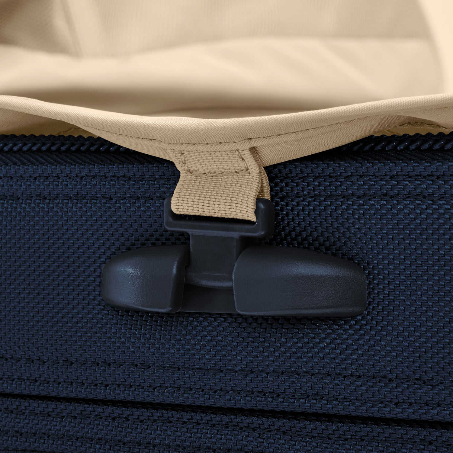 Briggs and Riley Essential Carry-On Spinner #colour_navy