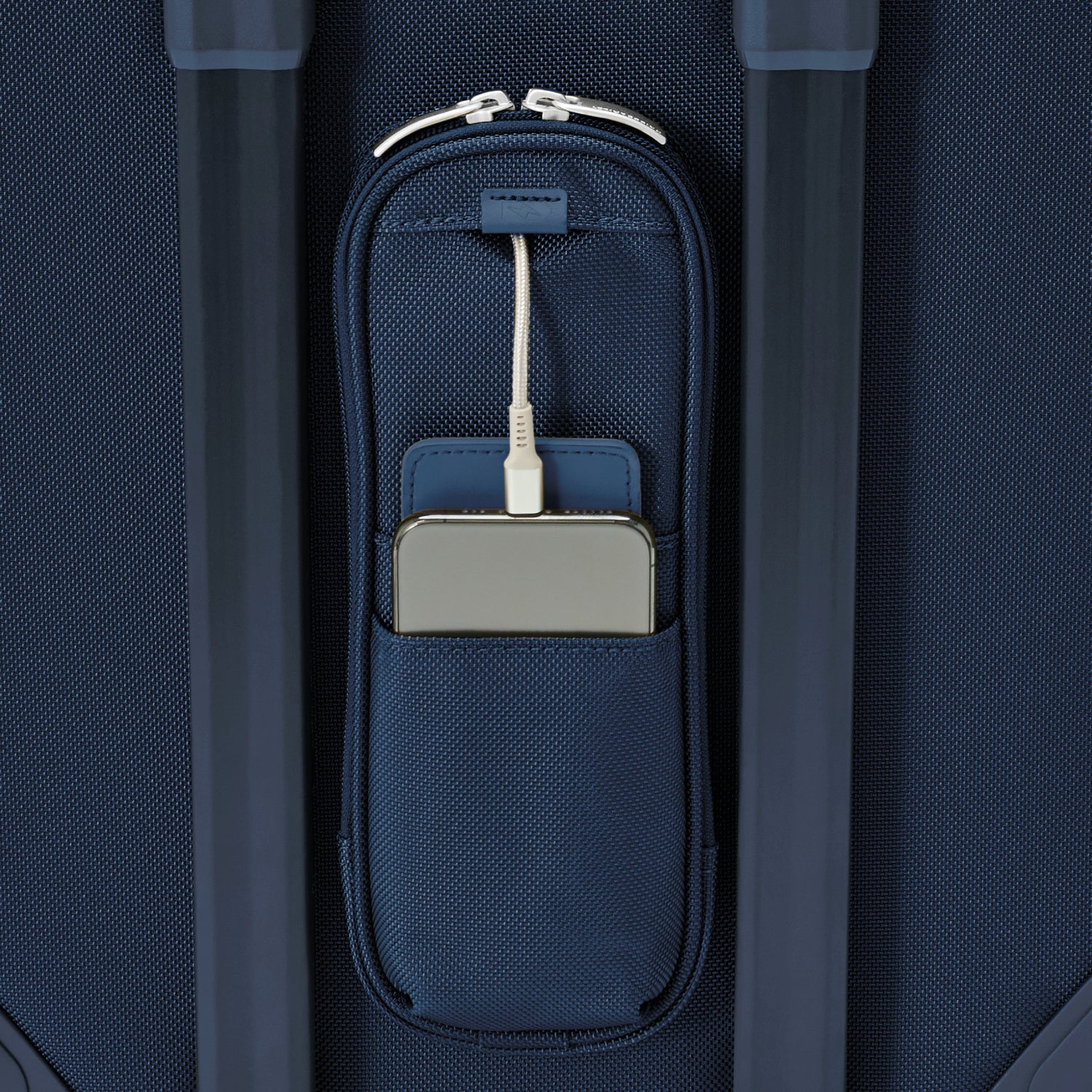 Briggs and Riley Essential Carry-On Spinner #colour_navy