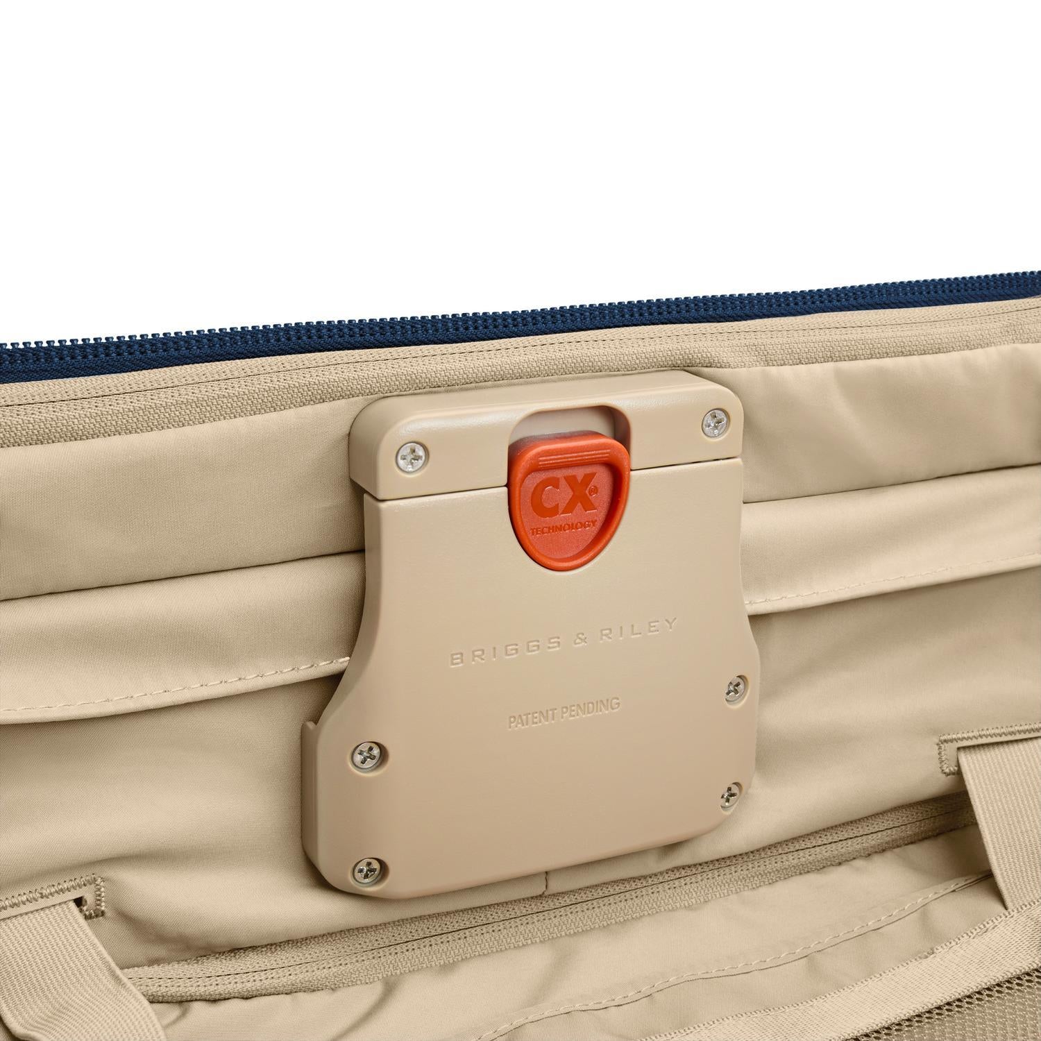 Compact 61cm Checked Expandable Spinner #colour_navy