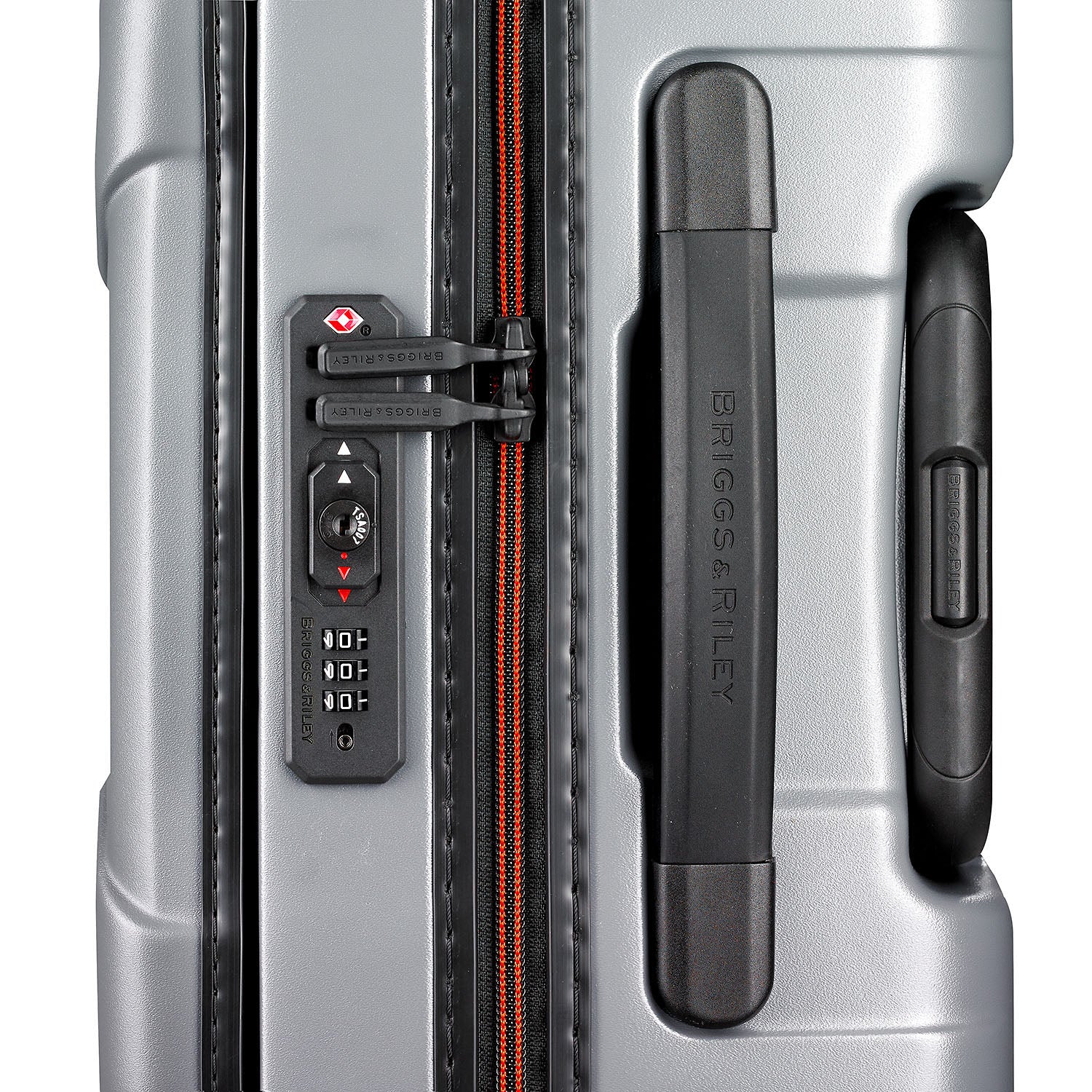 International 21" Carry-On Spinner
