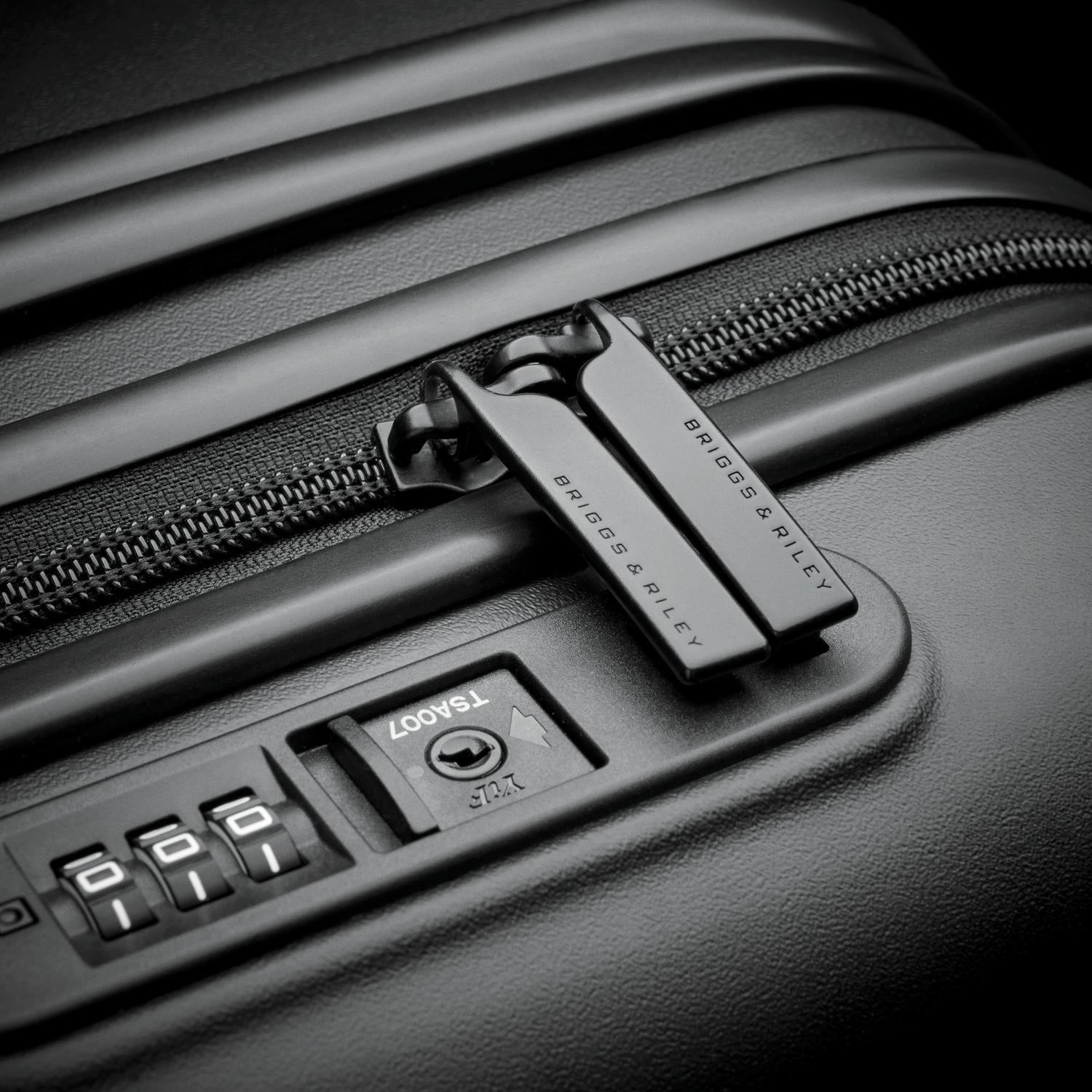 Sympatico Extra Large Expandable Spinner #colour_black