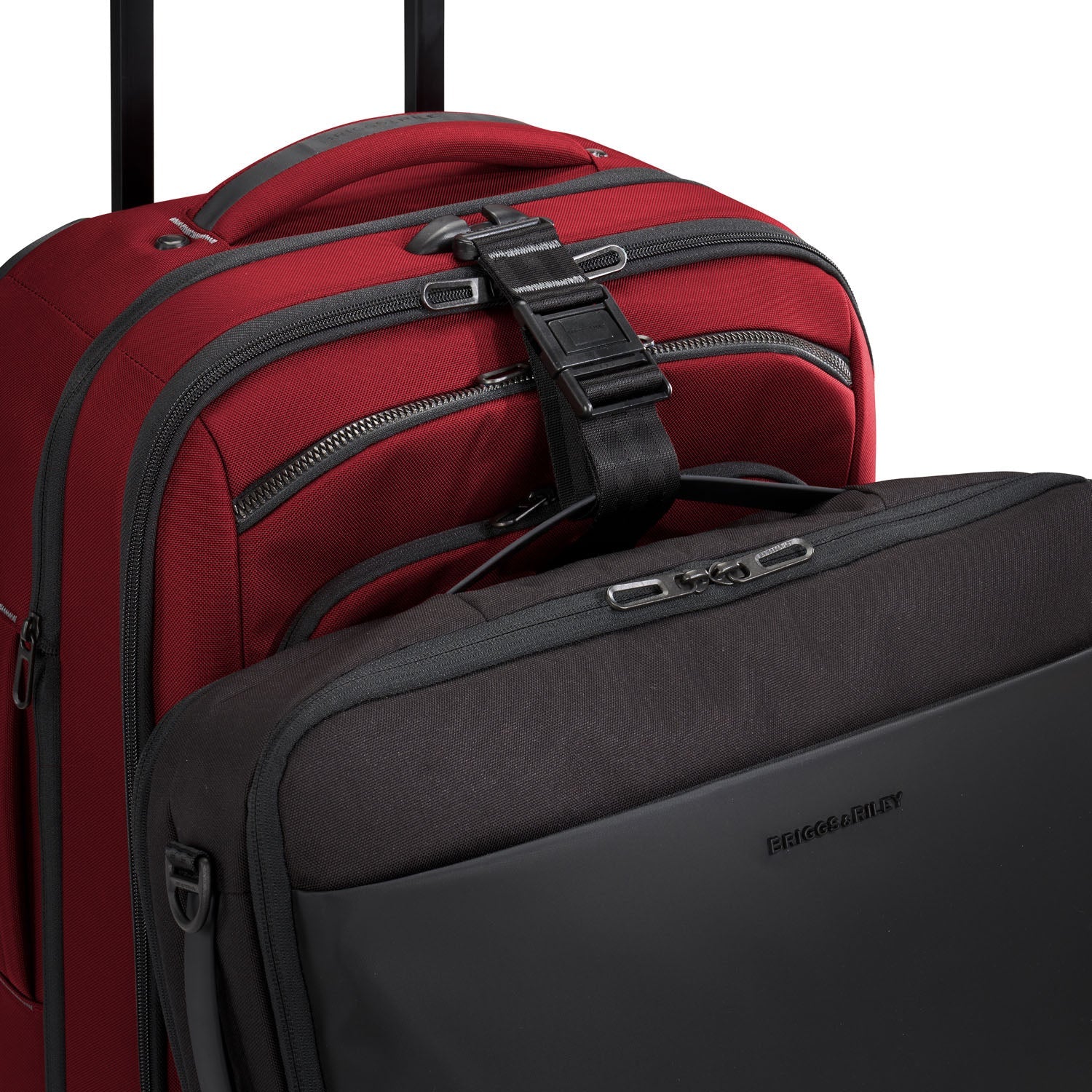 International 21" Carry-on Expandable Spinner