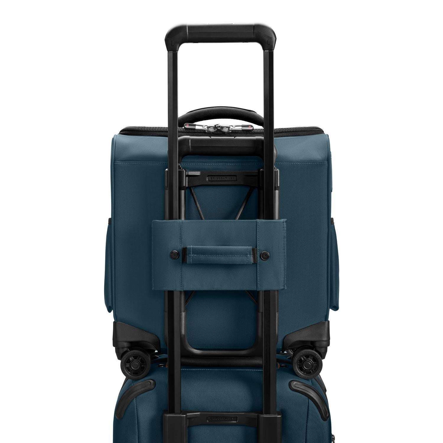 cabin spinner #colour_ocean